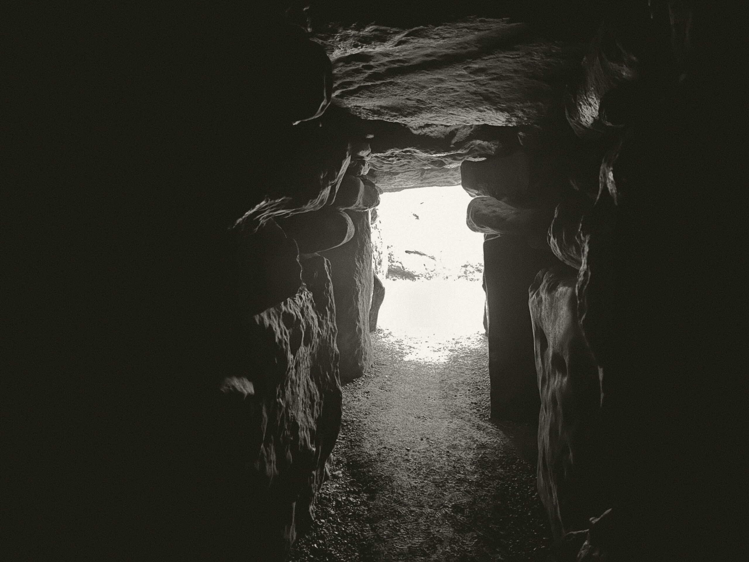 West Kennet Long Barrow – a spooky, wet, dark and amazingly great visit to this Neolithic tomb